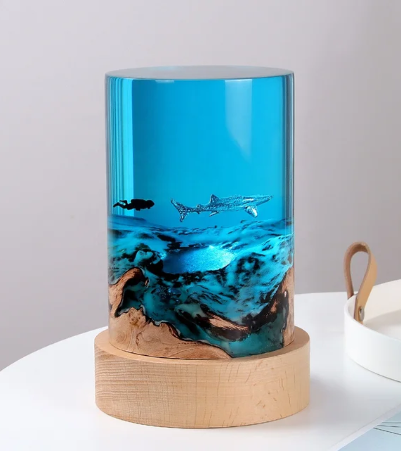 Epoxy lamp